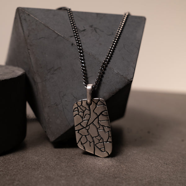 ELYSIAN SHARD NECKLACE