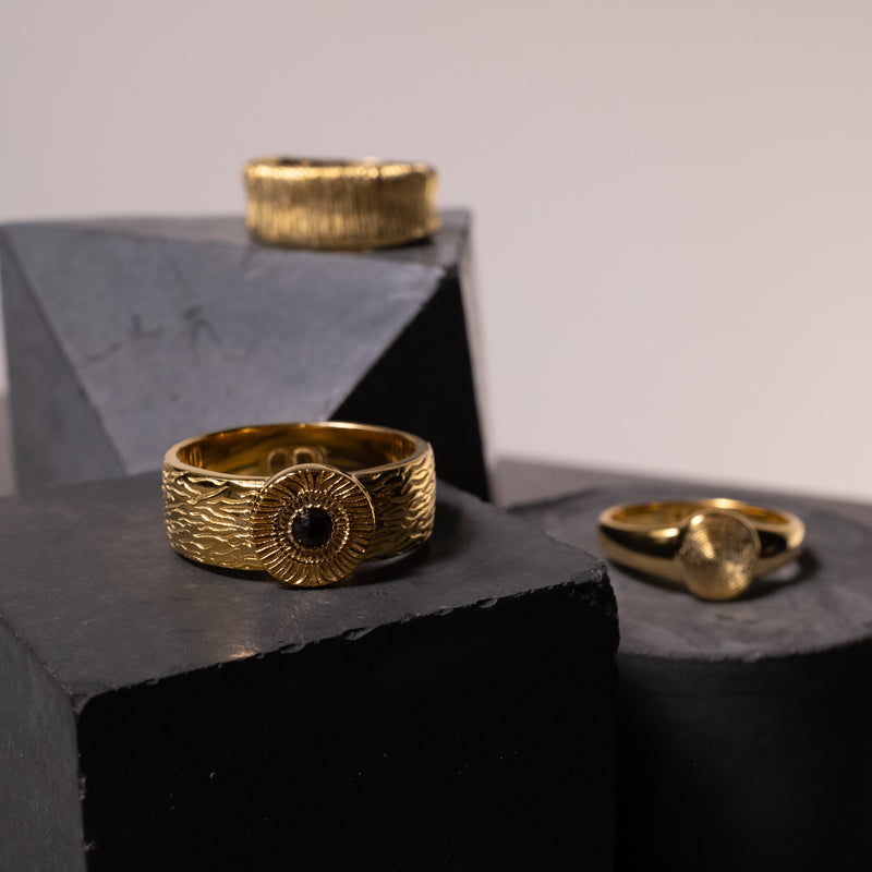 GOLD ETERNAL ECLIPSE RING