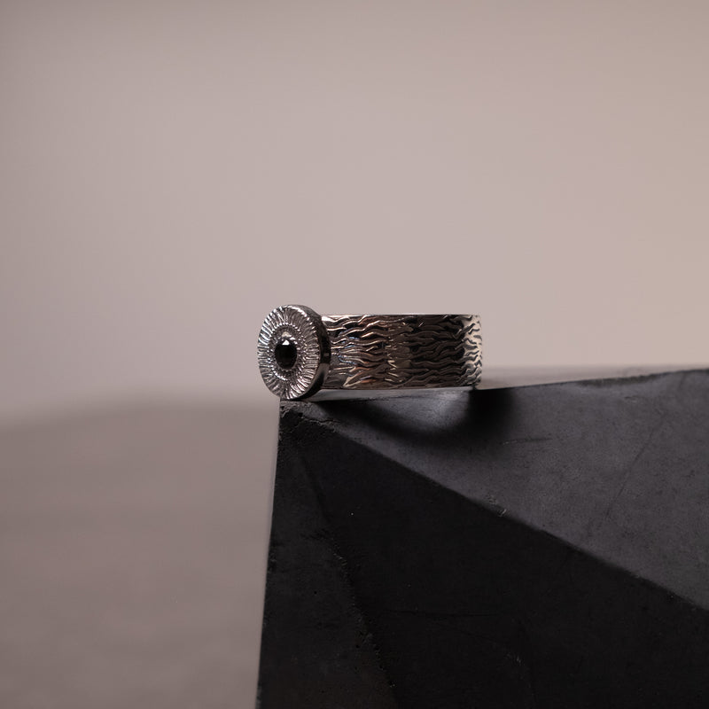 SILVER ETERNAL ECLIPSE RING