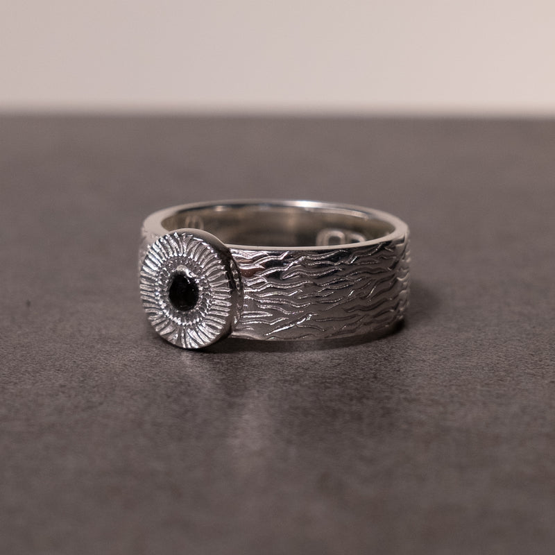 SILVER ETERNAL ECLIPSE RING